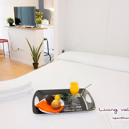 Living Valencia Corregeria Apartment ภายนอก รูปภาพ